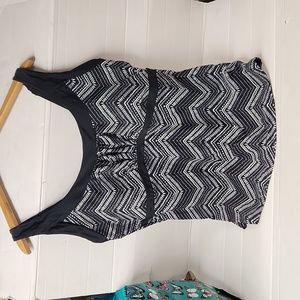 EUC Your Best Look Women's sz 18W Swimsuit Top only w/ built-in bra